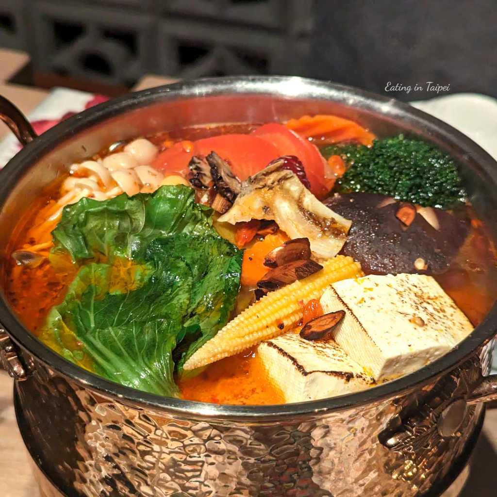 Just Sleep Tainan mini hot pot Chinese herb spicy 2 1